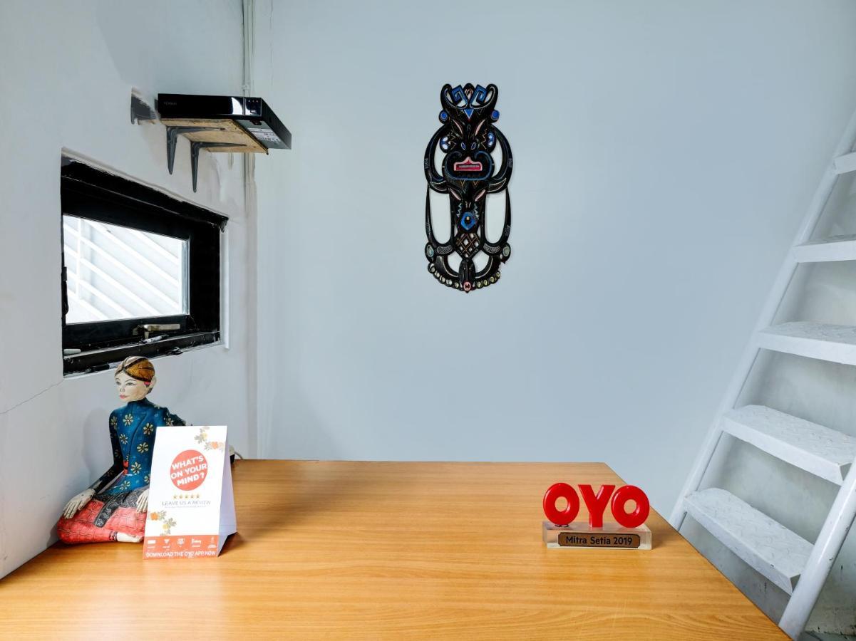 Oyo 90325 Pondok Dnayu Syariah Jarakan 外观 照片